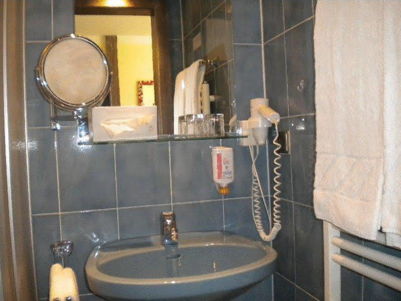 Landhotel Rosentaler Hof Sankt Jakob im Rosental Kültér fotó